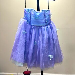 UNUSED Pretty Forever21 Frock up for sale with price tag!